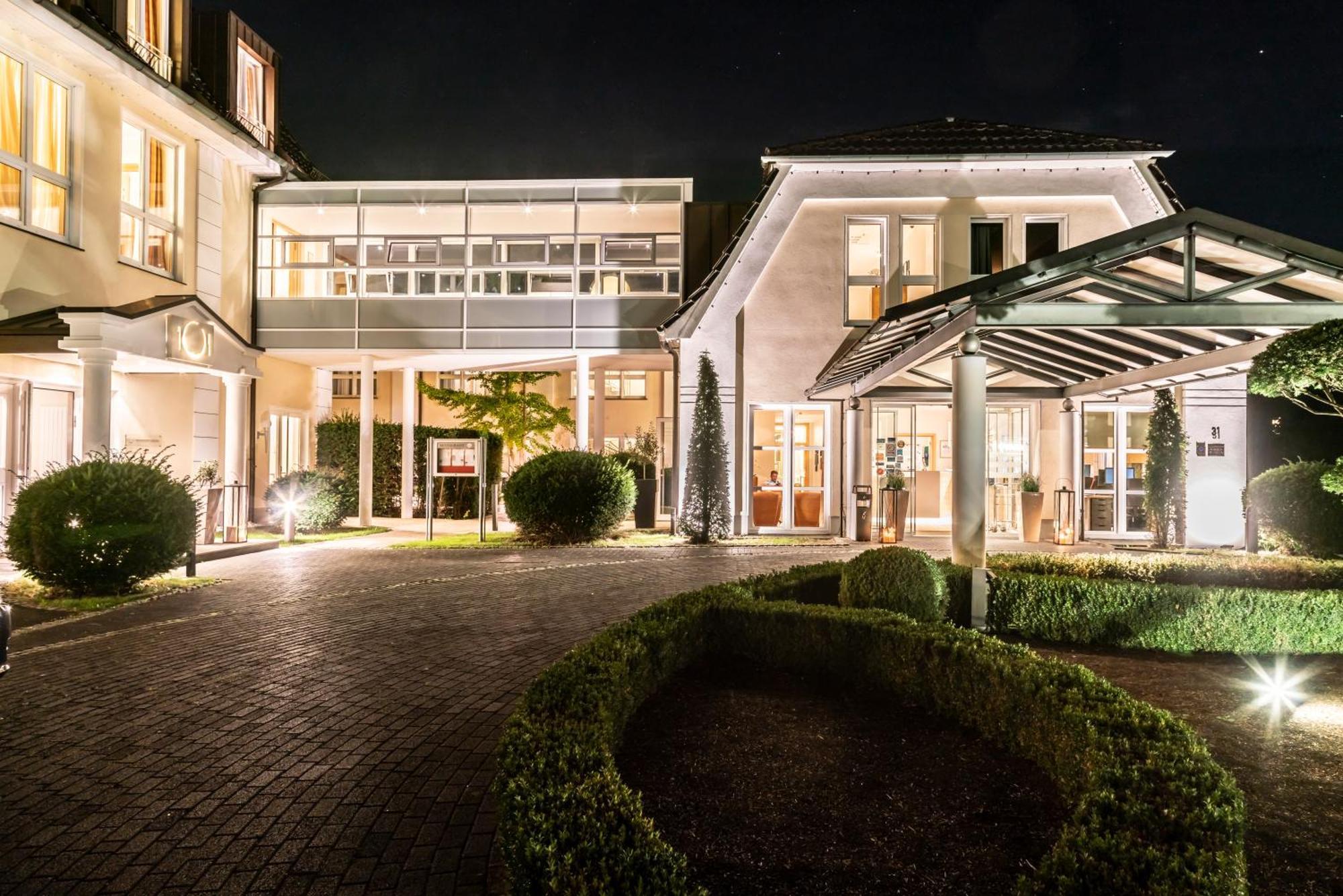 Hotel Sonne 레다비덴브루크 외부 사진