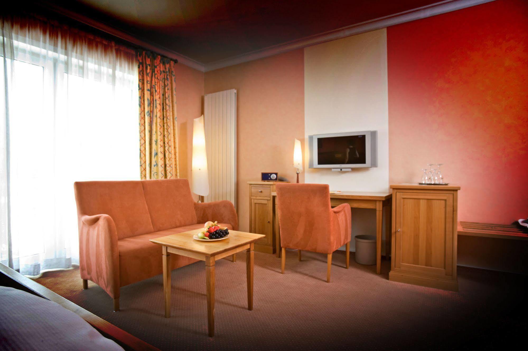 Hotel Sonne 레다비덴브루크 외부 사진